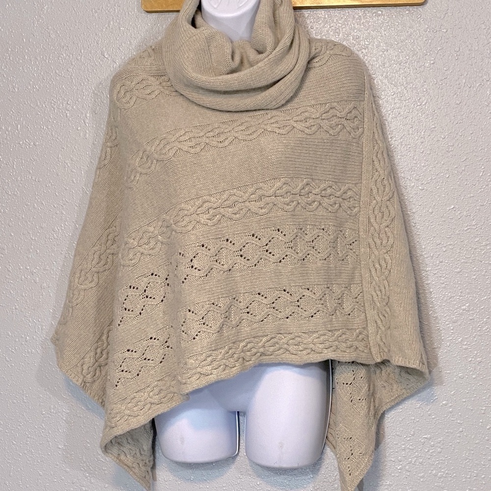 Made in Italy Wool Cashmere Cowl Neck Cable Knit Poncho | Oatmeal | One Size - Picture 8 of 9